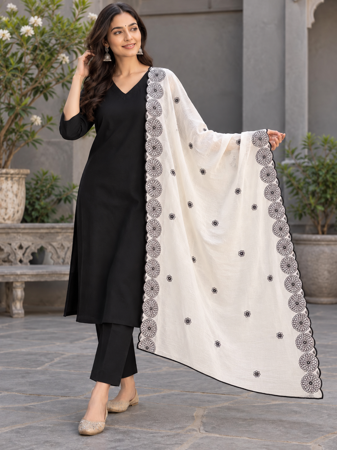 Reet Black Kurta Set