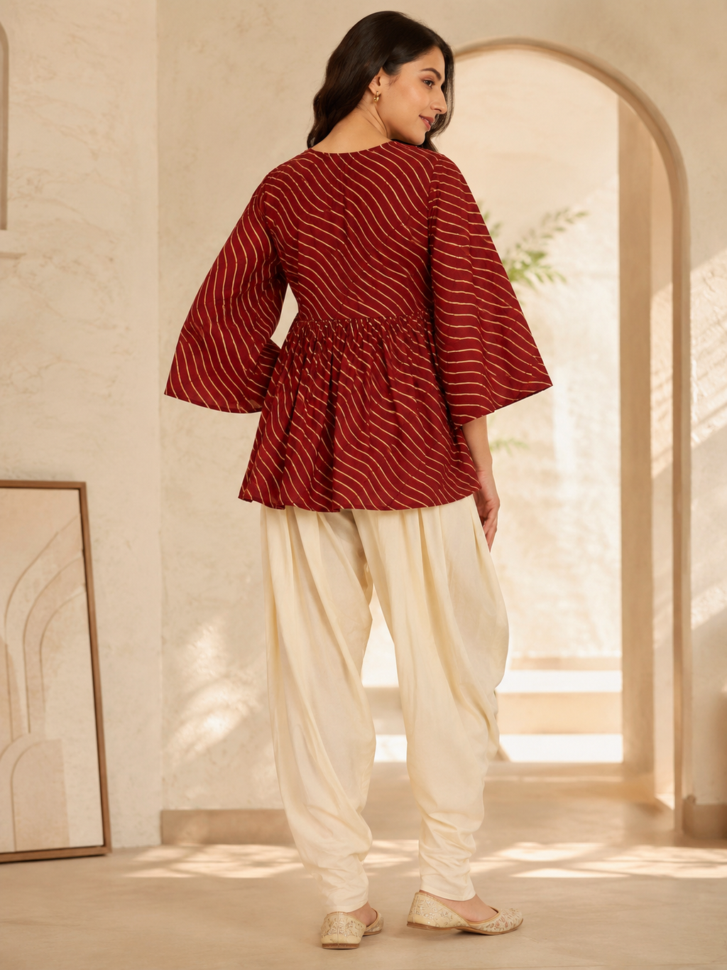Noor - Red Maroon